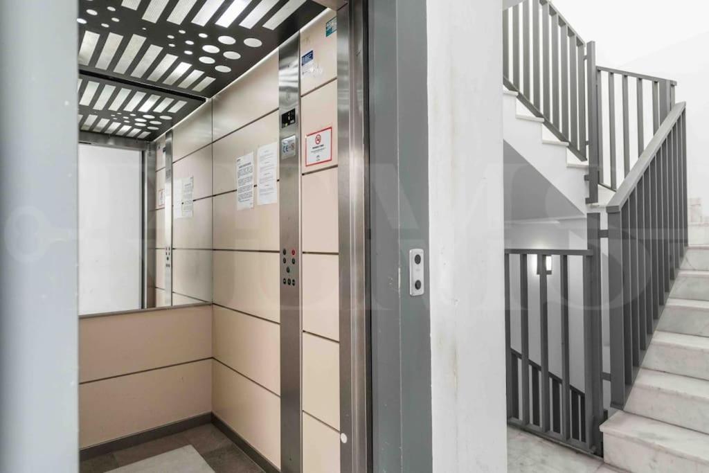 Apartament Bright Spacious Duplex With Terrace By Rems *
