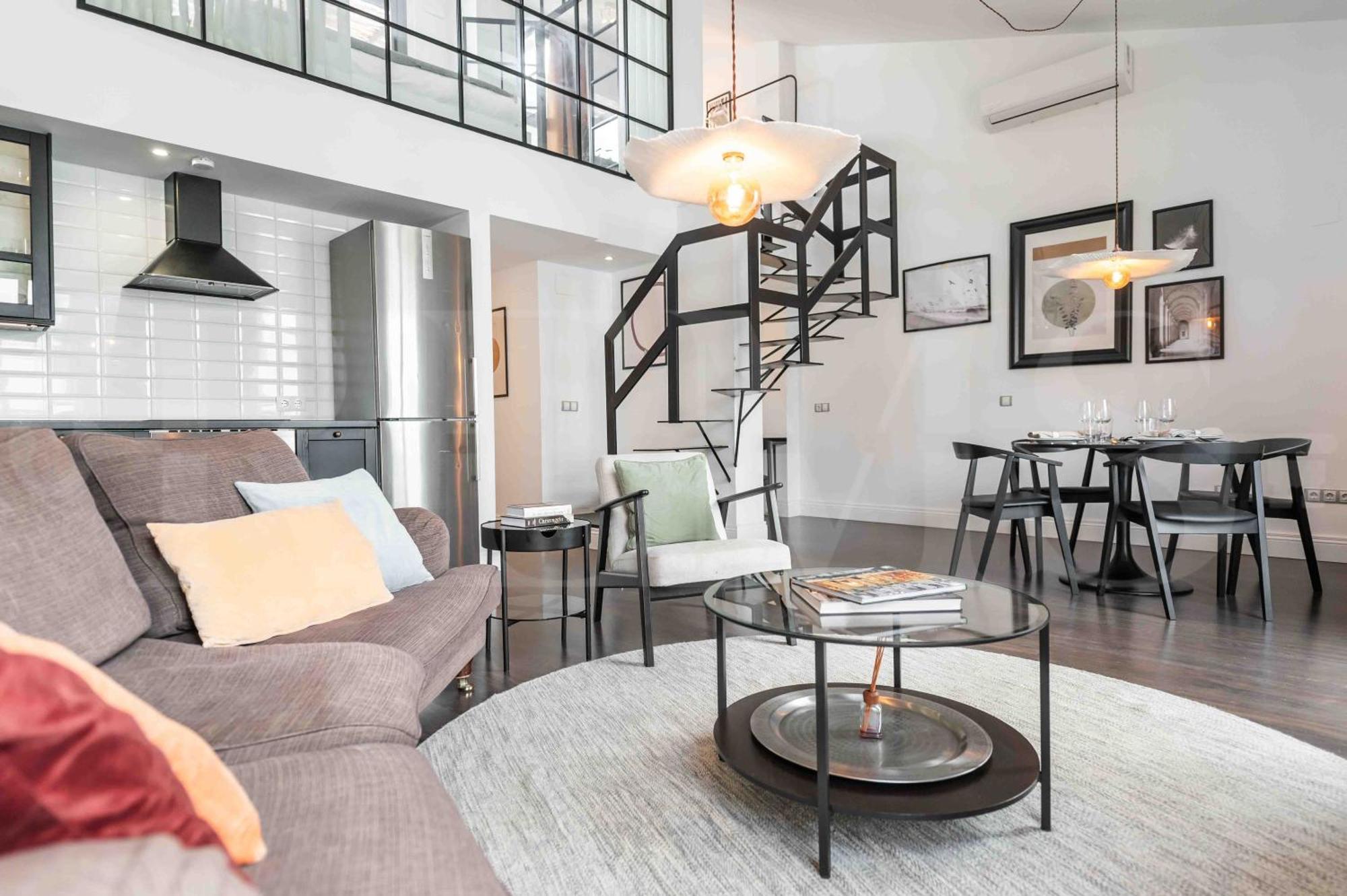 Apartamento Bright Spacious Duplex With Terrace By Rems